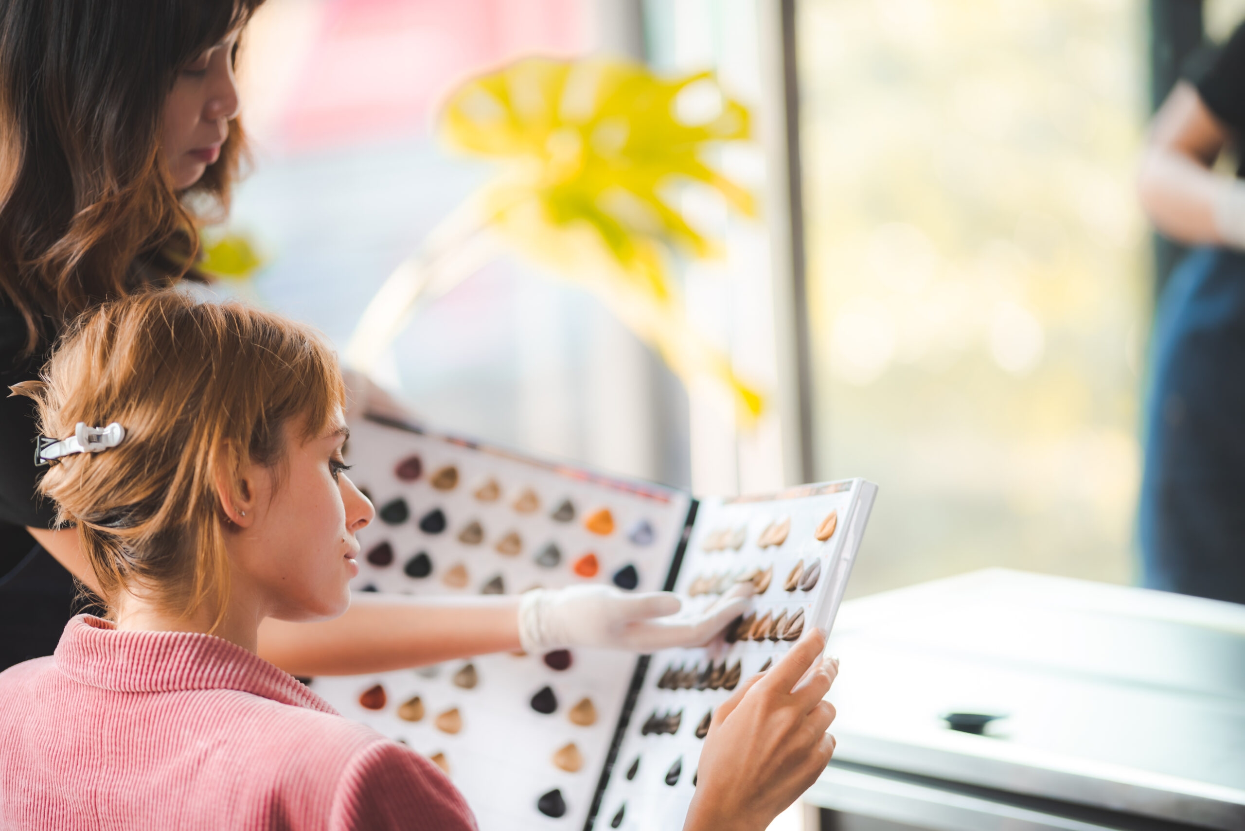 💥🎨🧑‍🎨 Colorimetría + Visagismo: El combo que transforma estilistas en artistas